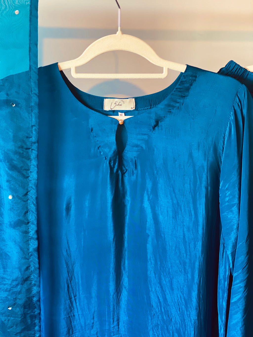 “Laareha” | Farshi Ensemble with Organza Dupatta