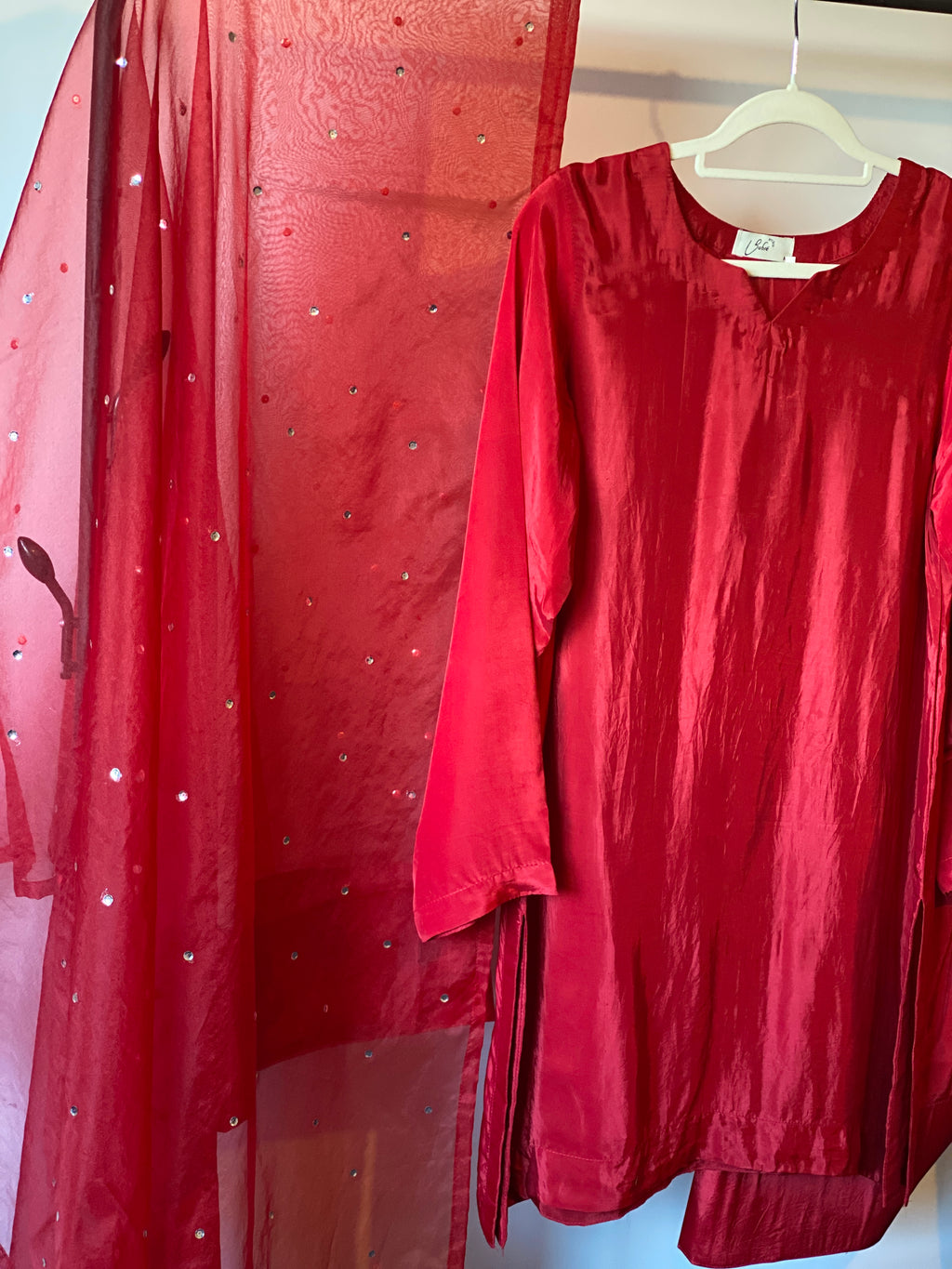 “Laareha” | Farshi Ensemble with Organza Dupatta